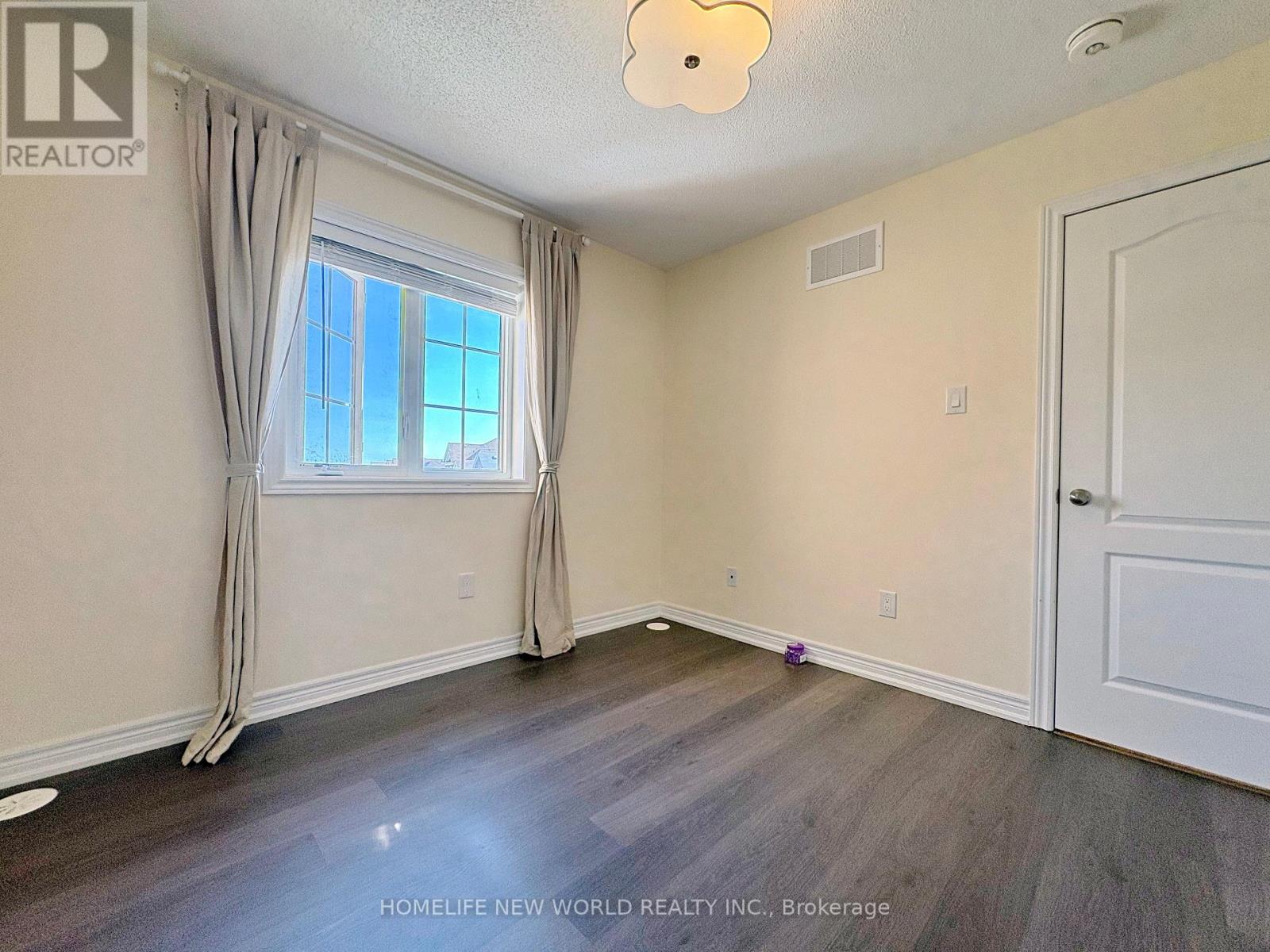 #50 26 ROY GROVE WAY - 15