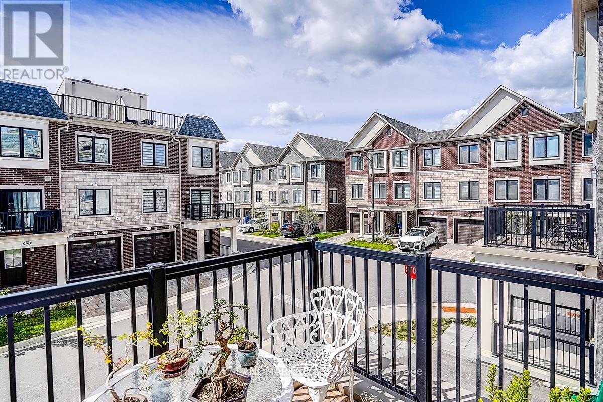 25 SUNBURY LANE - 11
