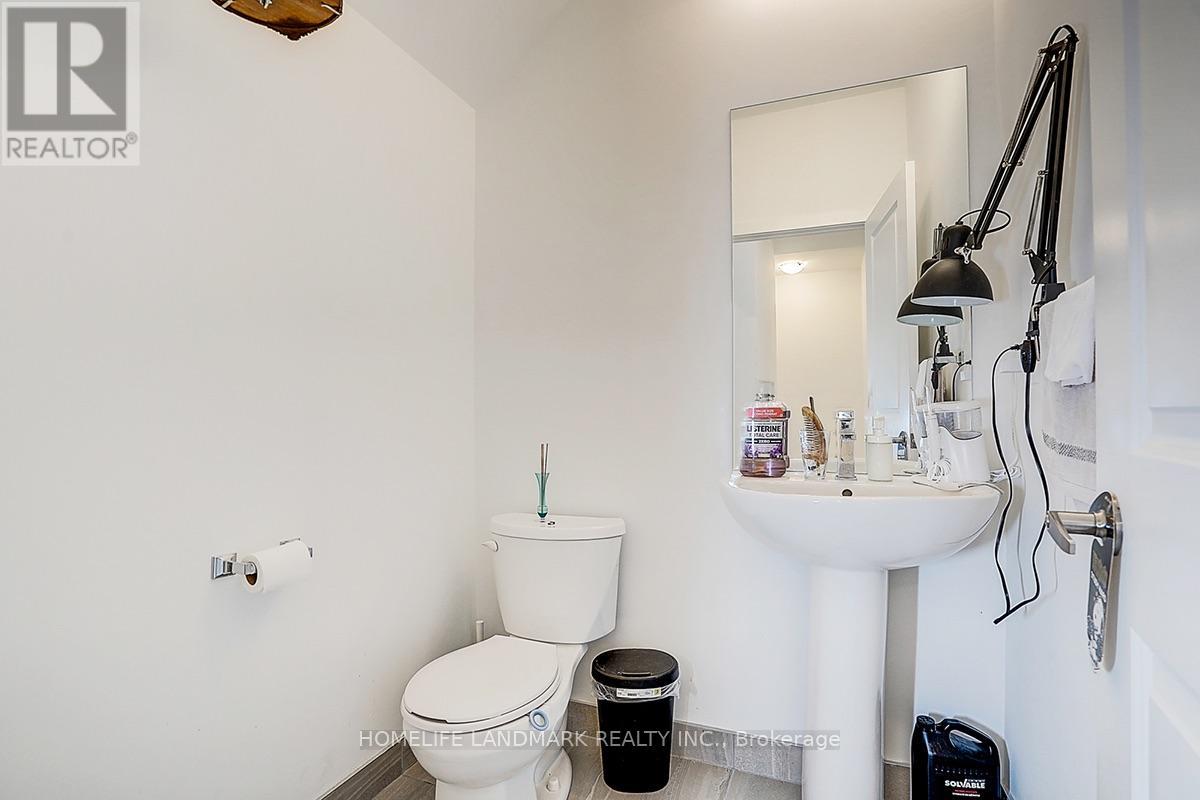 25 SUNBURY LANE - 9