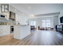 25 Sunbury Lane, Whitchurch Stouffville, ON L4A4W8 Photo 13
