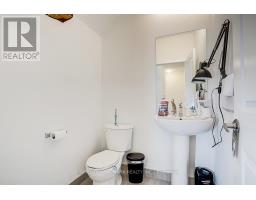 25 Sunbury Lane, Whitchurch Stouffville, ON L4A4W8 Photo 9