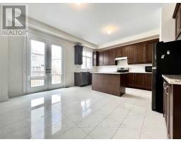 Family room - 71 Hamster Crescent, Aurora, ON L4G3G7 Photo 7