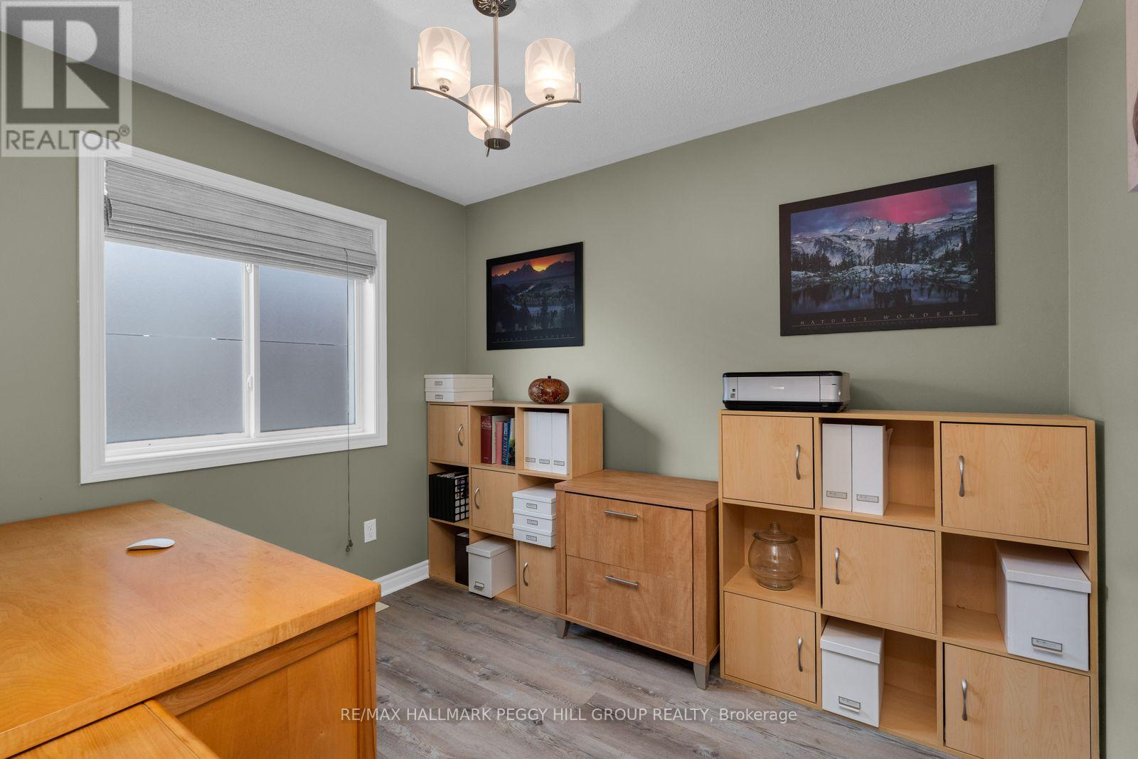 34 KNOX DRIVE - 16