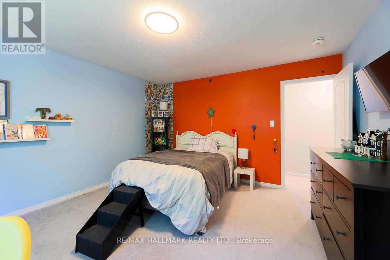 255 DIANA DRIVE - Image 16