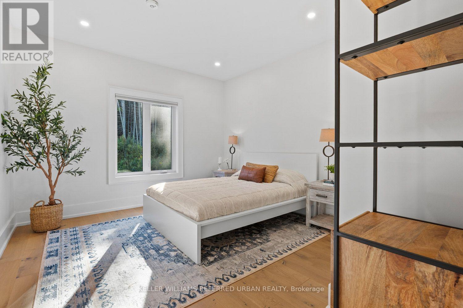 24 WINDFIELD DRIVE W - Image 19