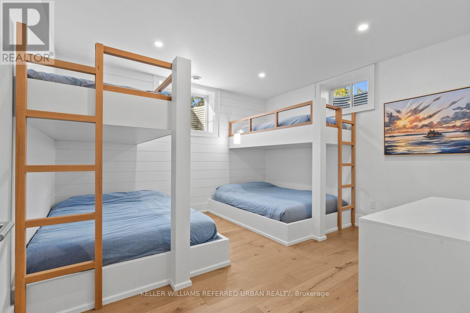 24 WINDFIELD DRIVE W - Image 37