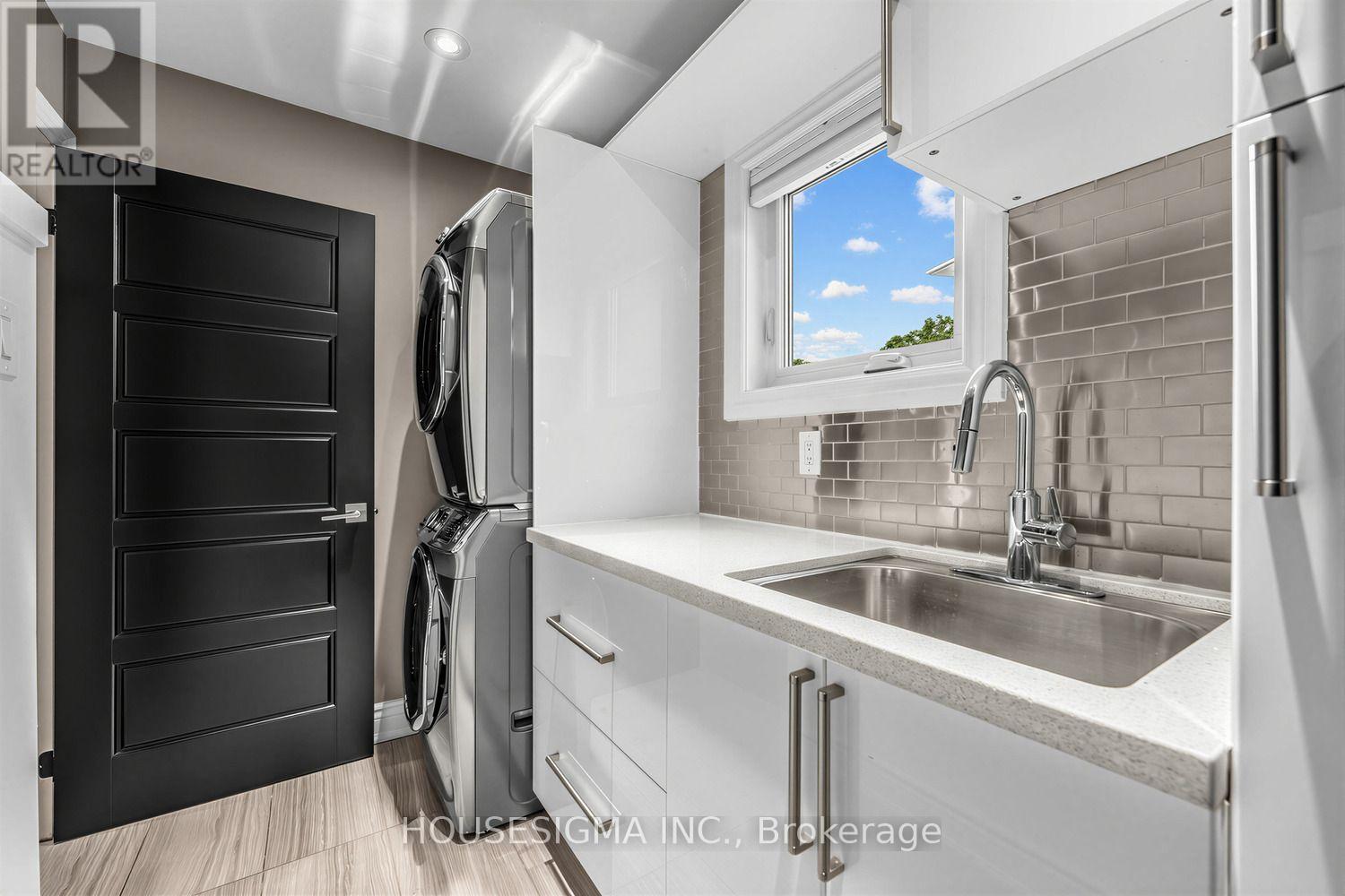 292 LISA MARIE DRIVE - 15