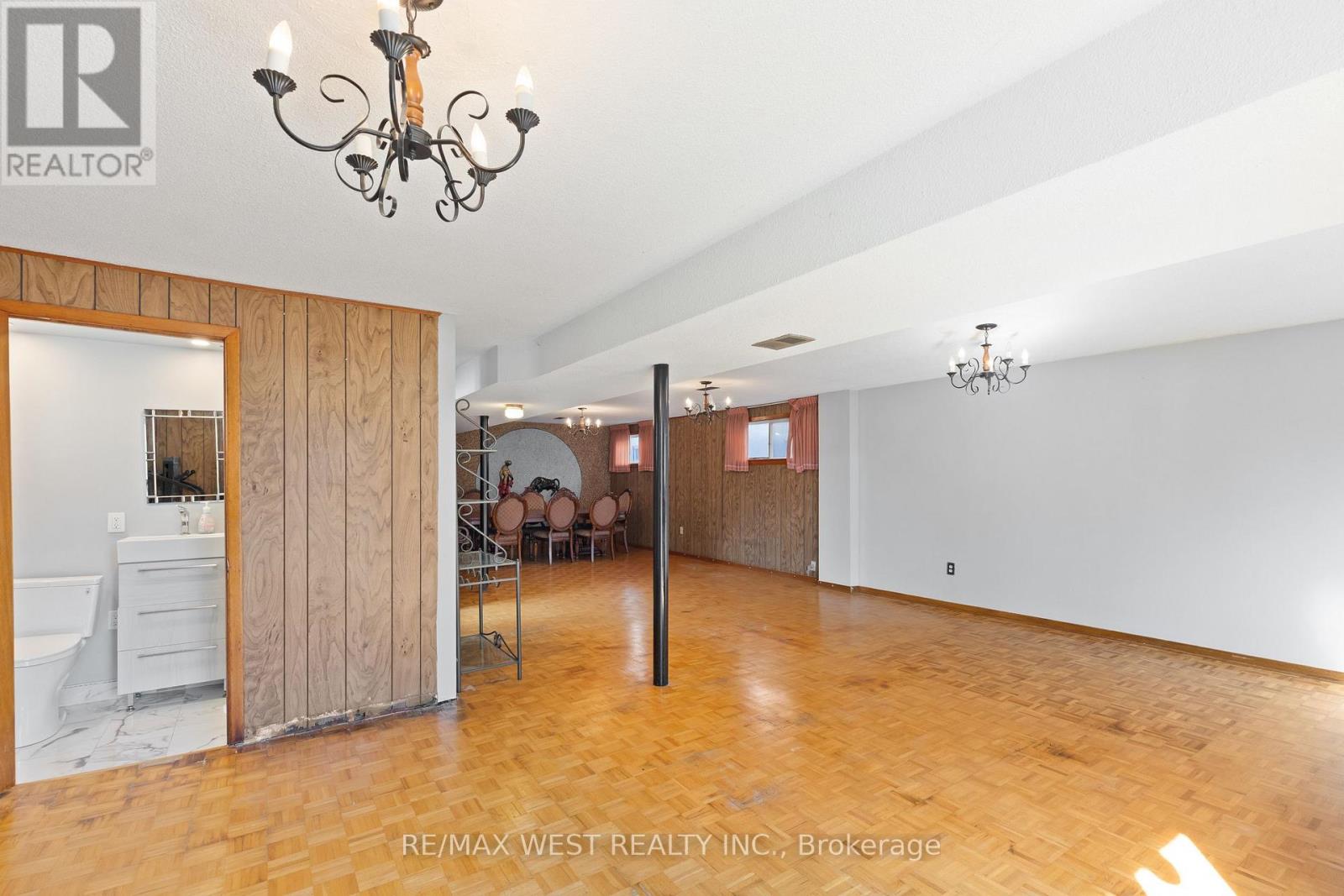 25 APTED AVENUE - 19