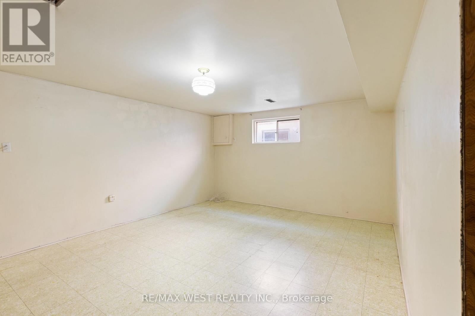 25 APTED AVENUE - 23