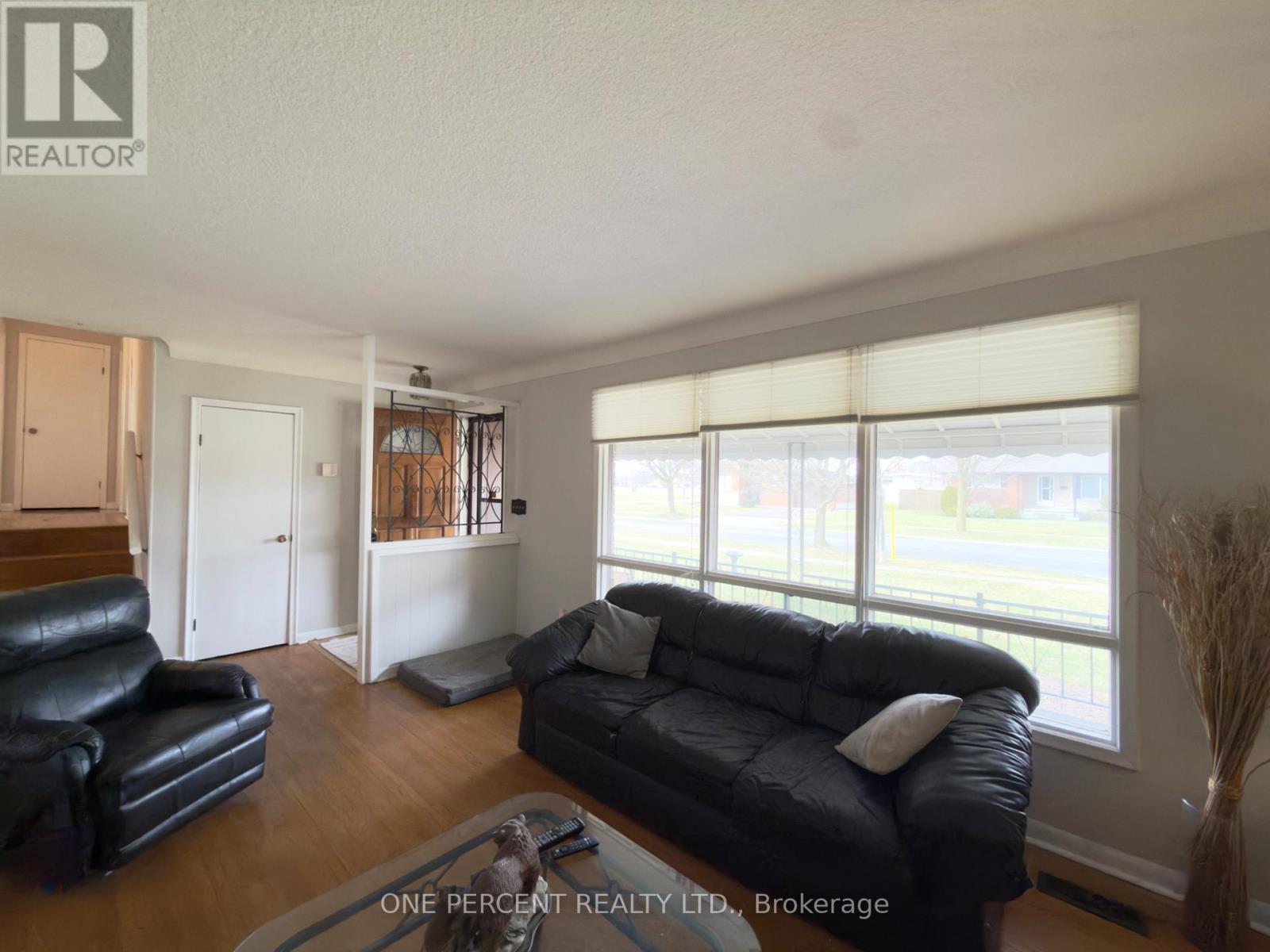 37 EMPRESS AVENUE - 6