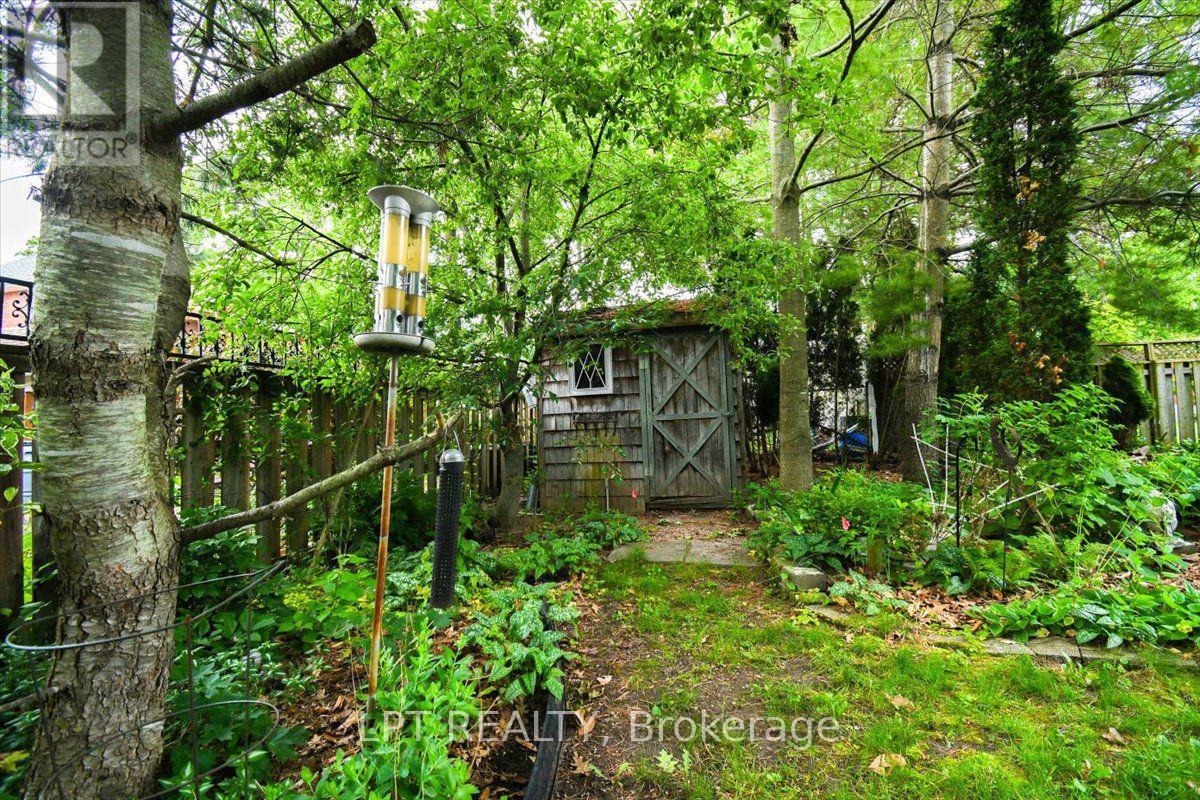 60 BLOOMSGROVE AVENUE - Image 34
