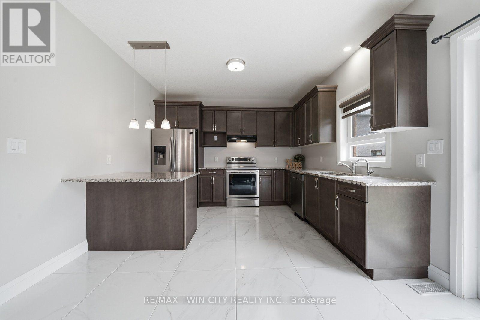 7 MORRIS STREET - Image 17