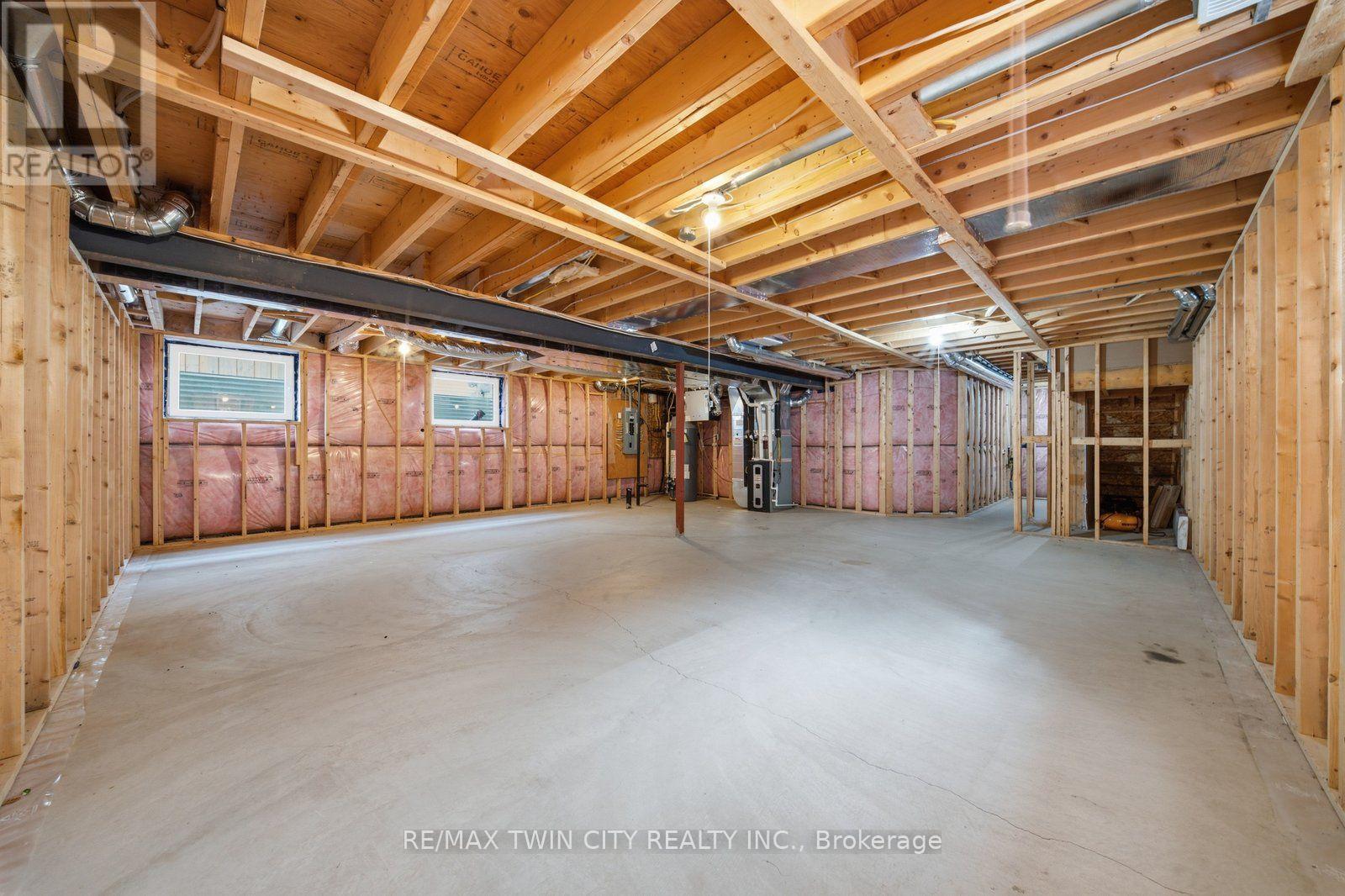 7 MORRIS STREET - Image 36