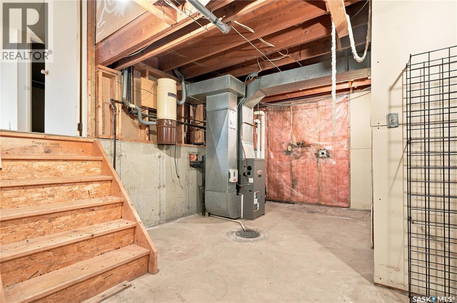 302 Nemeiben ROAD, Saskatoon — photo 31