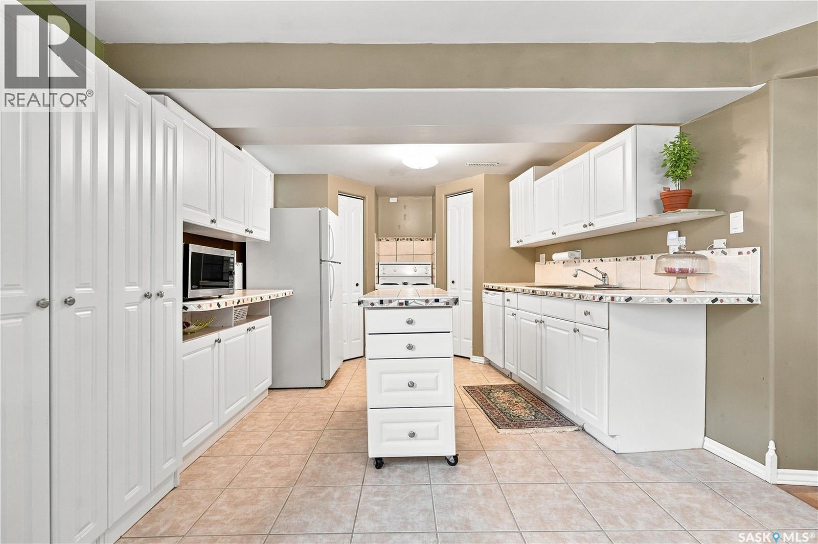 1614 Arlington AVENUE - 31