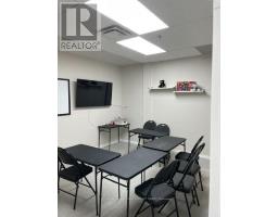 8 - 2 Marsellus Drive, Barrie, ON L4N0Y4 Photo 10