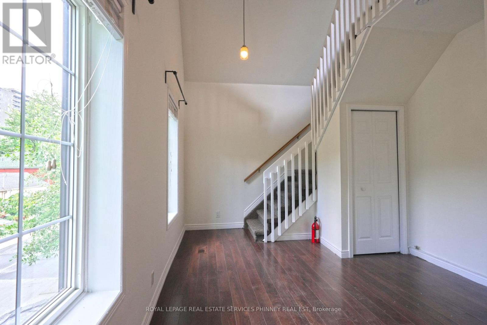2 - 65 LIBERTY STREET, Hamilton (Corktown) — photo 6