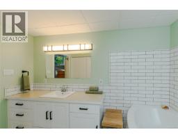 4536 Lanes Rd, Cowichan Bay, BC V0R1N2 Photo 30