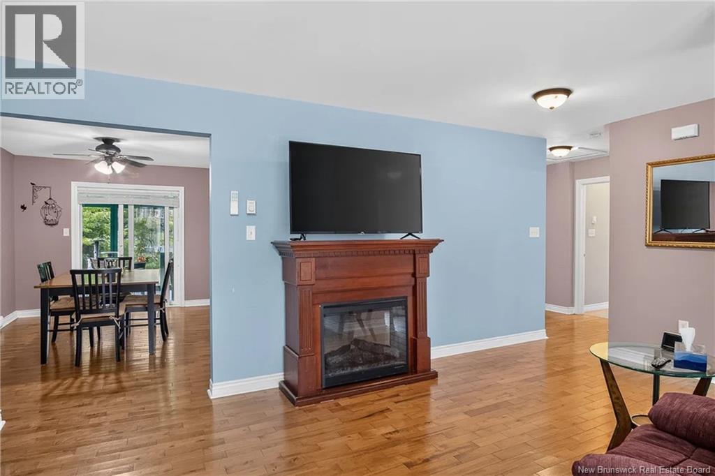 21 Sunnyside Drive, Grand Bay-Westfield — photo 7
