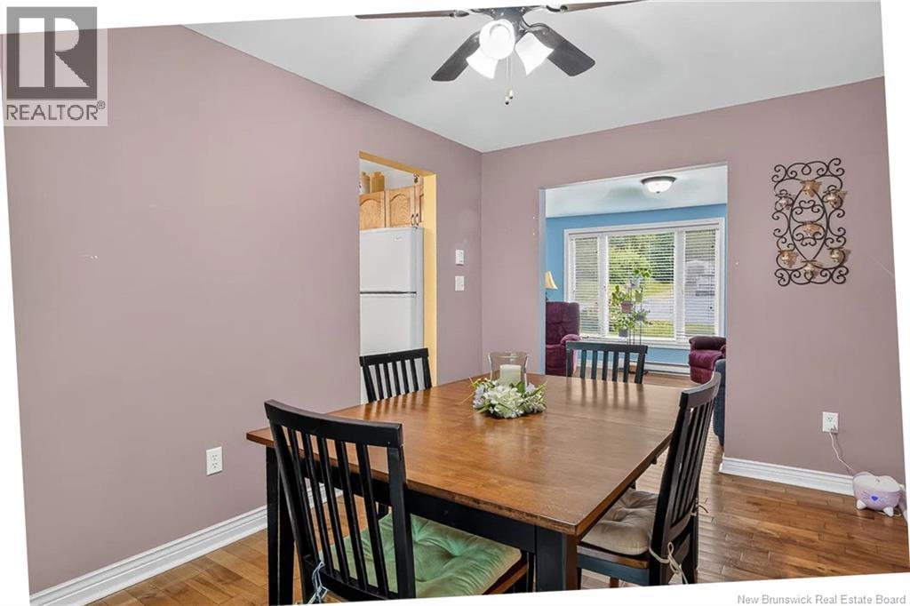 21 Sunnyside Drive, Grand Bay-Westfield — photo 9