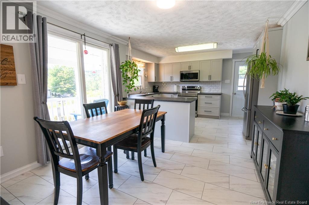 13 Rainbow Crescent, Grand Bay-Westfield — photo 5