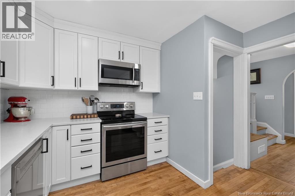 76 Renfrew - Image 15