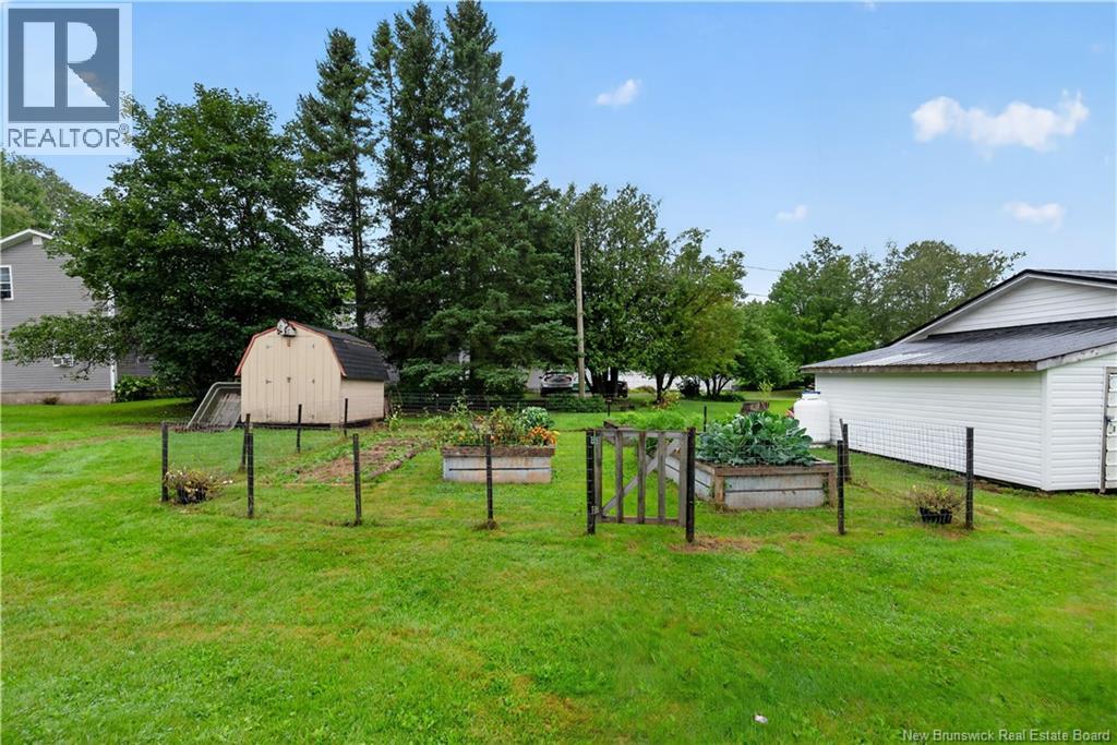 76 Renfrew - Image 42
