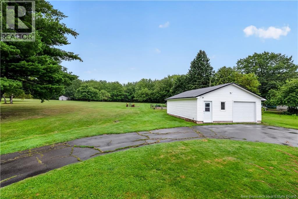 76 Renfrew - Image 45