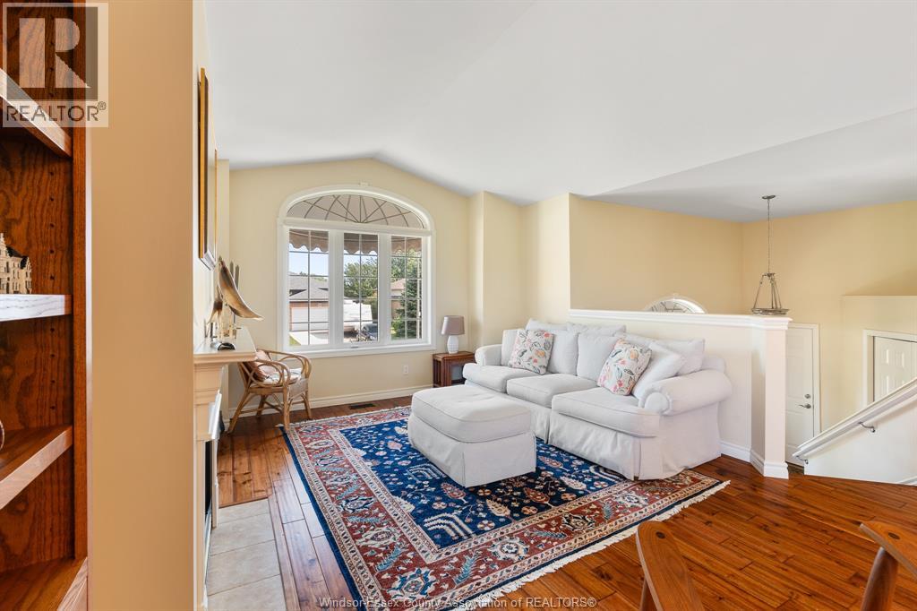 837 Cottage Grove - Image 15