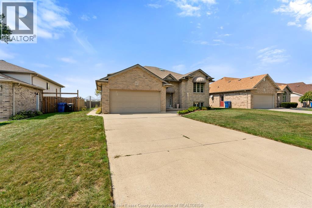 837 Cottage Grove - 2
