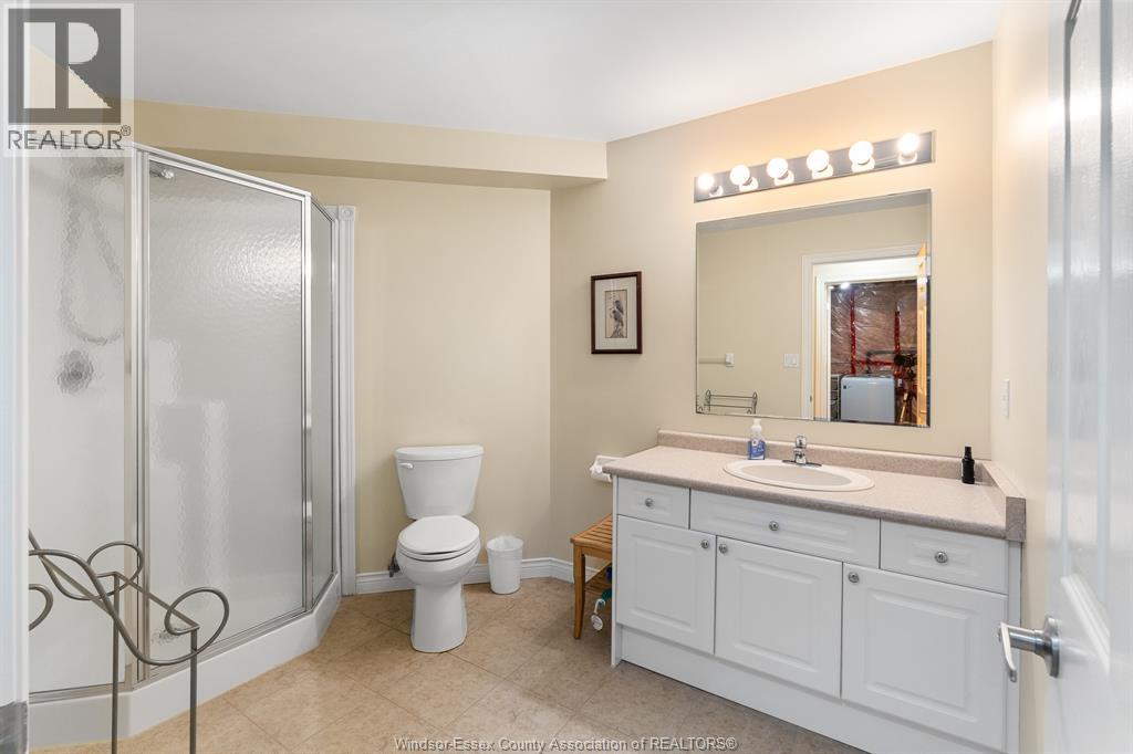 837 Cottage Grove - Image 36