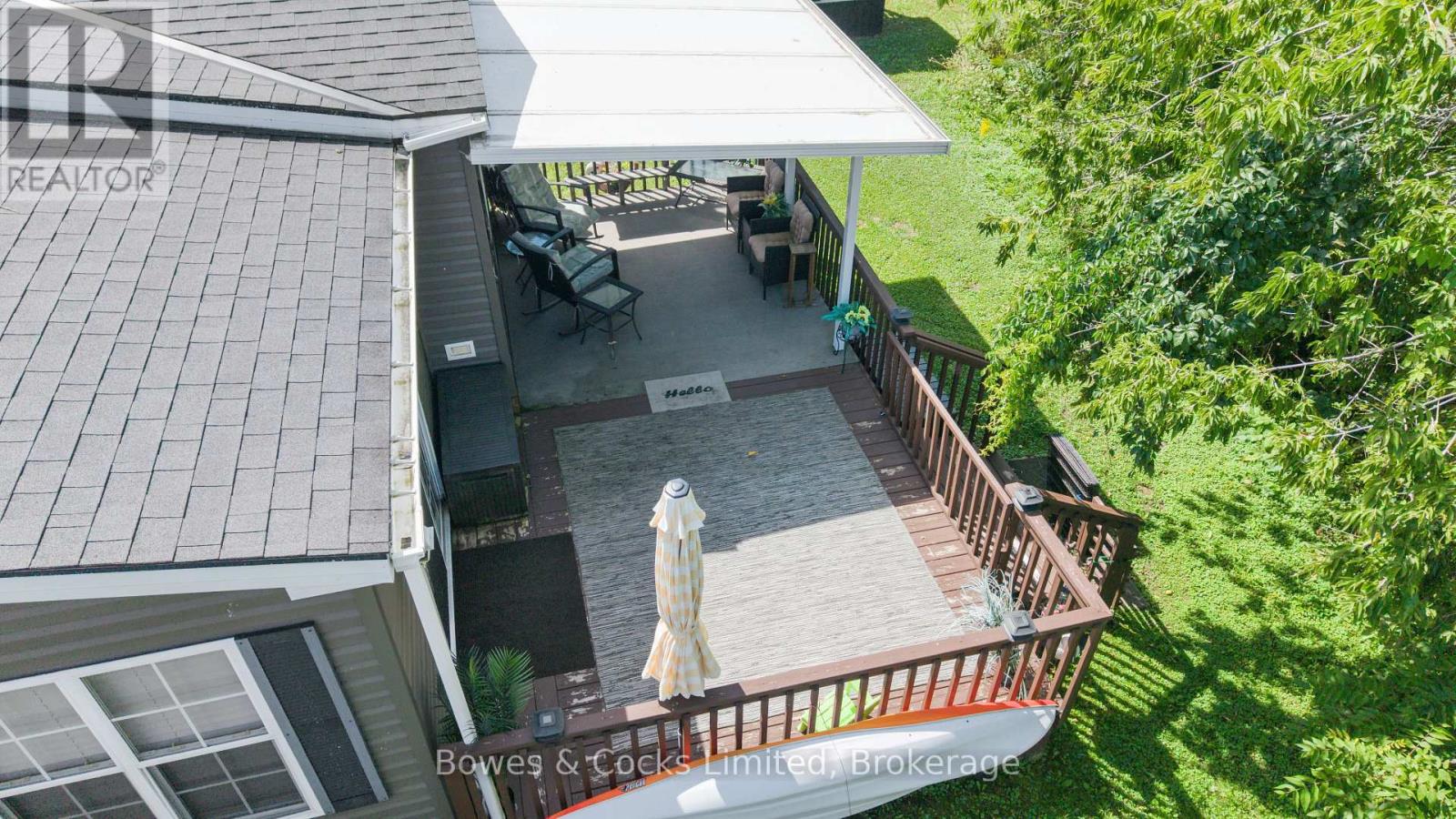 15 THE POINT DR. - 1235 VILLIERS LINE - 35