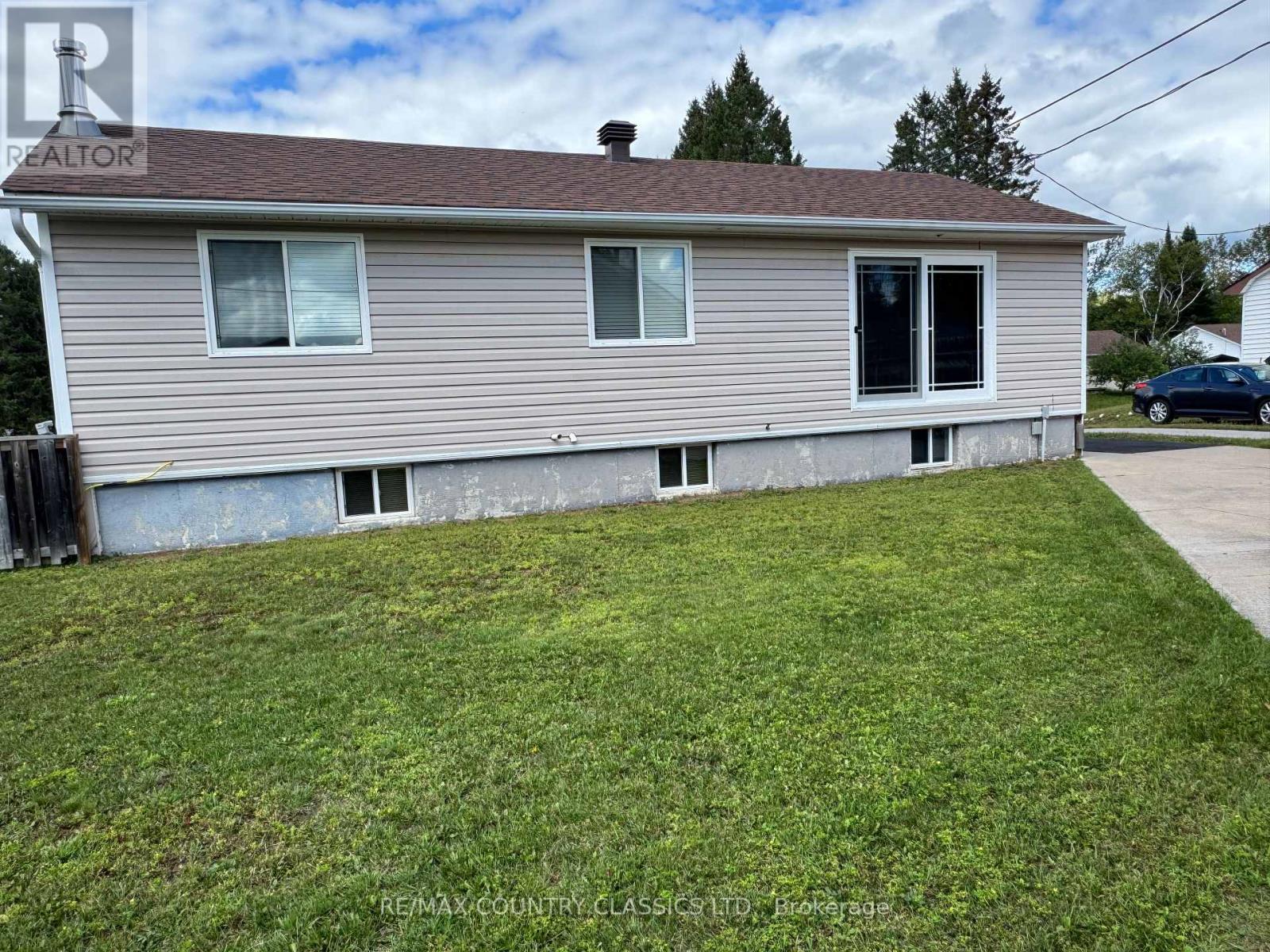 89 SPRUCEDALE STREET, Highlands East (Bicroft Ward) — photo 5