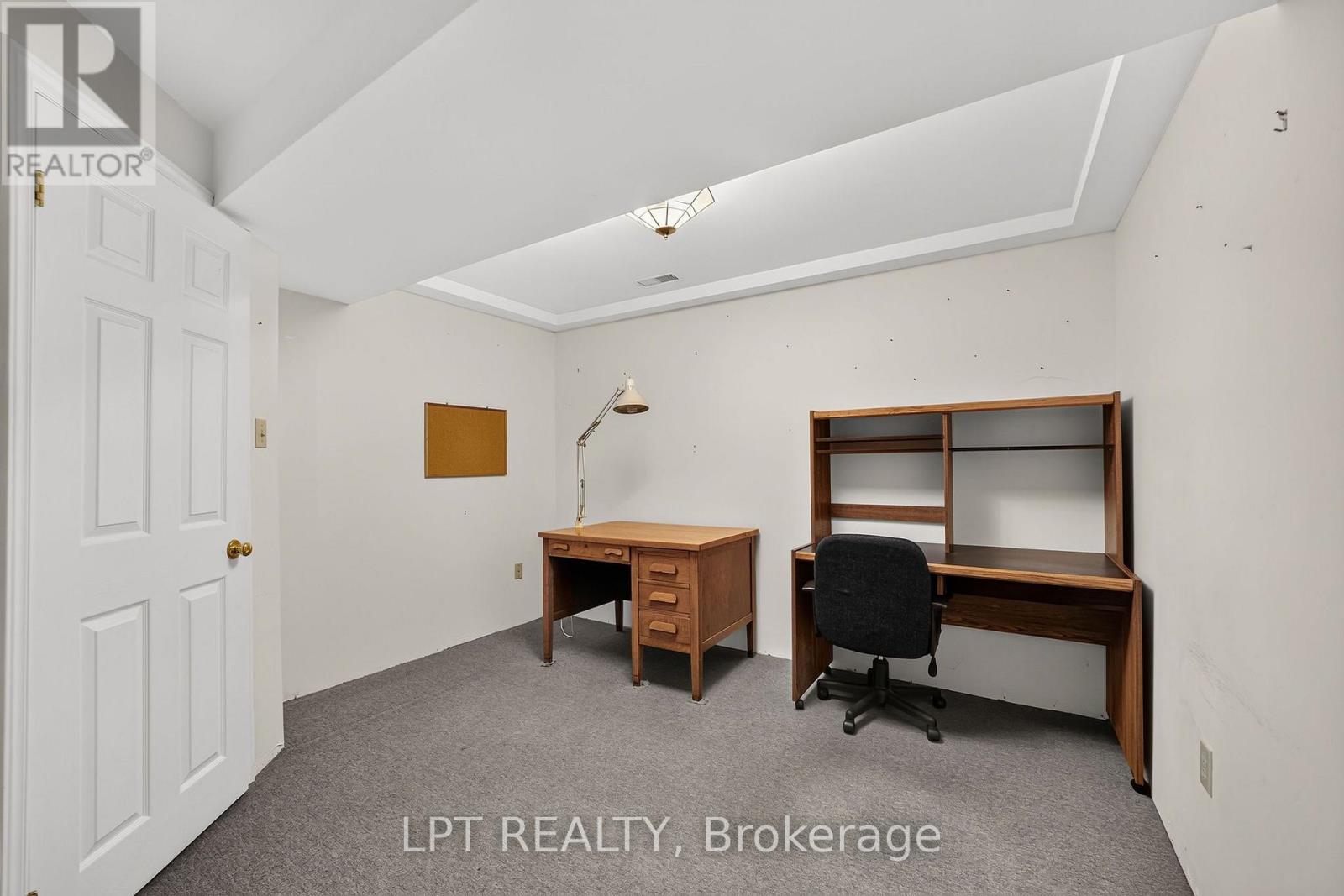 38 STONEYCREEK PLACE - 34