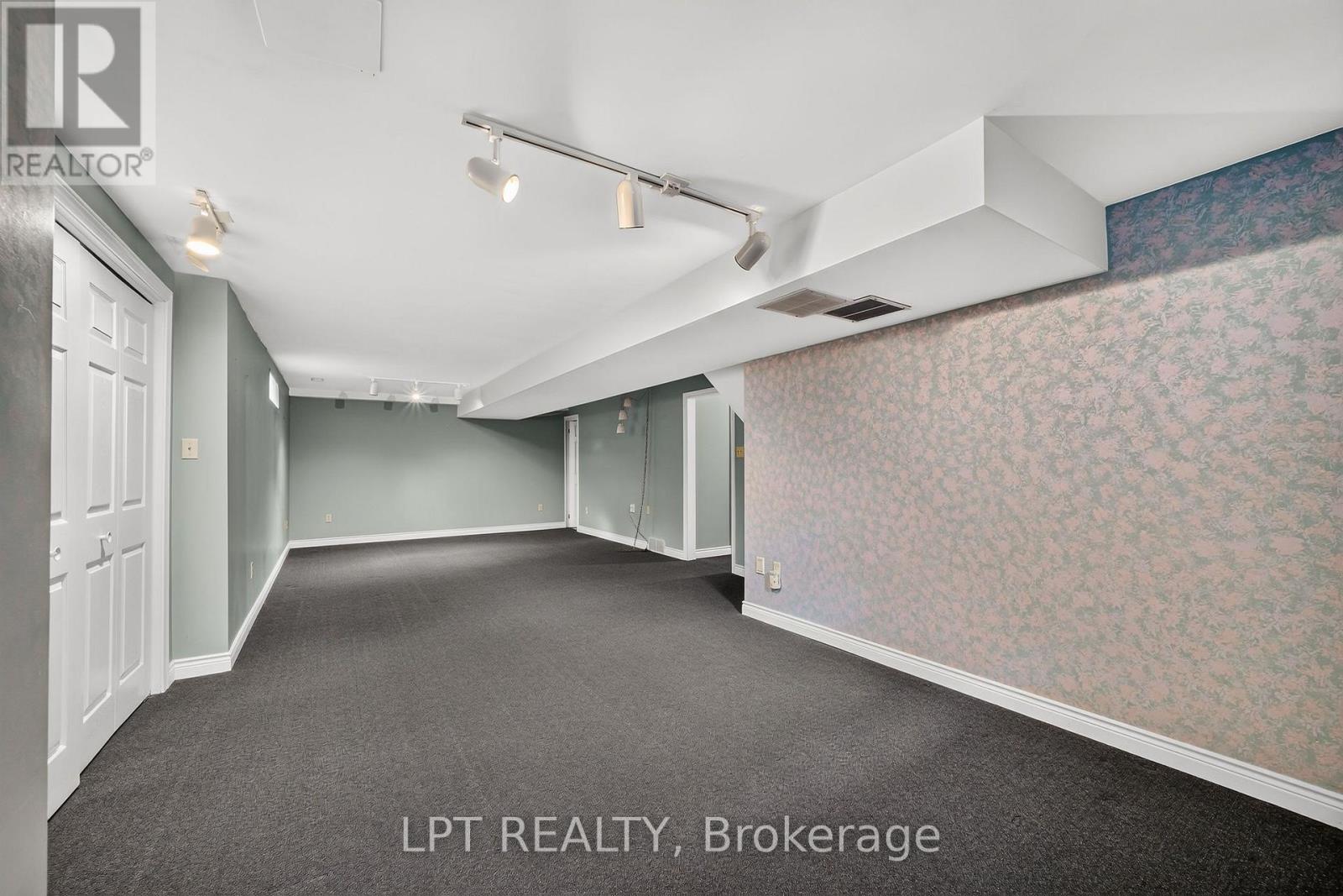 38 STONEYCREEK PLACE - Image 36
