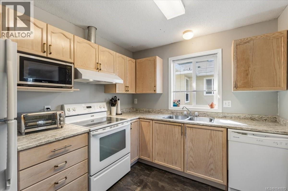 #4 6211 Blueback Rd - Image 9