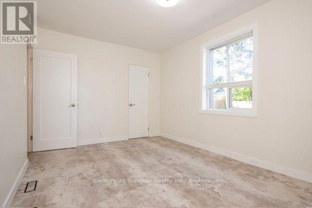 2011 MURRAY AVENUE - 14