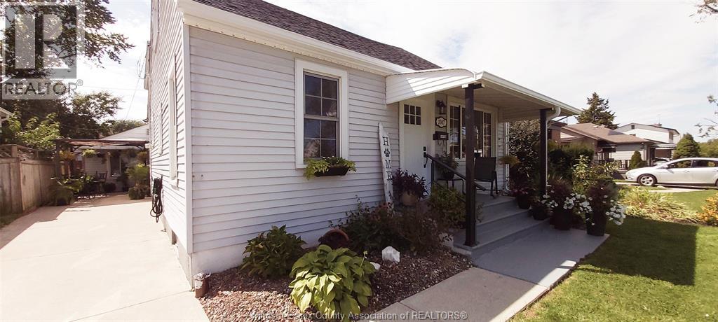 1047 ESDRAS AVENUE - 3