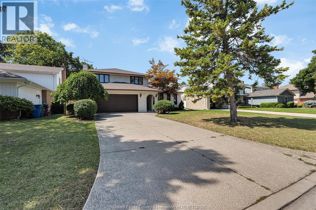 269 ORCHARD GROVE - 2
