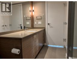 321 135 E 17th Street, North Vancouver, BC V7L0C4 Photo 9