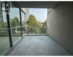 321 135 E 17th Street, North Vancouver, BC V7L0C4 Photo 11