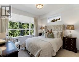 204 1055 Ridgewood Drive, North Vancouver, BC V7R0A5 Photo 20