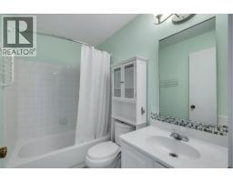 127 Falshire Way NE - photo 13