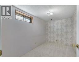 127 Falshire Way NE - photo 26