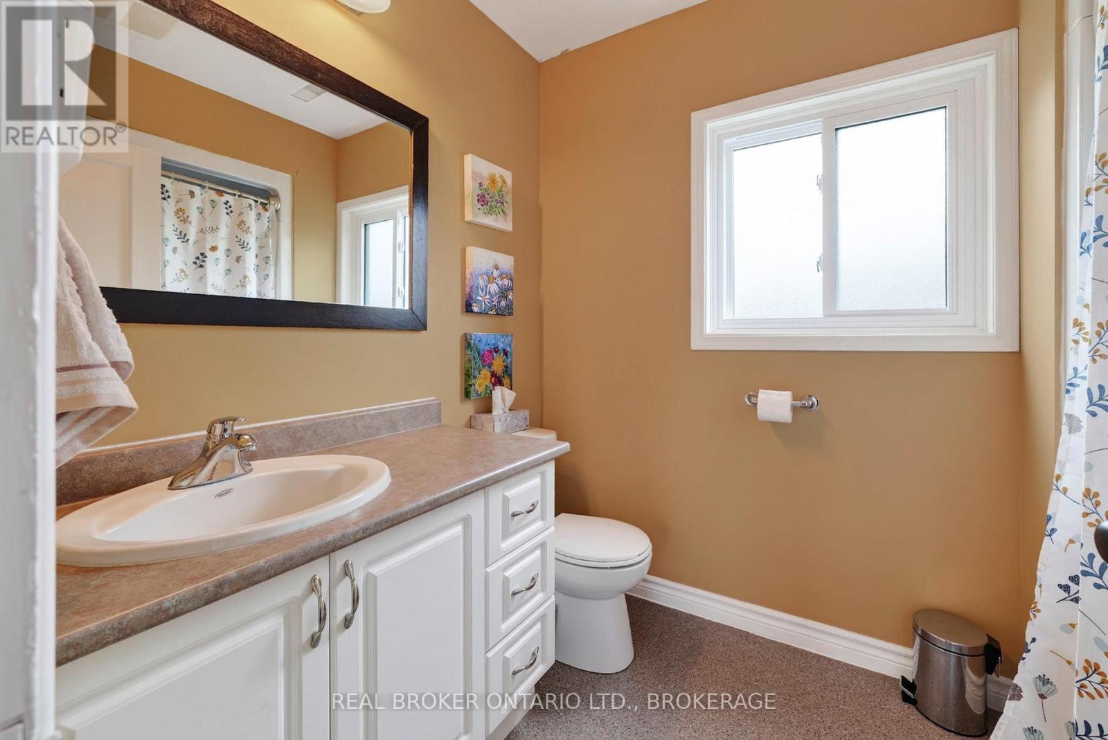 316 FOURTH STREET W - Image 15