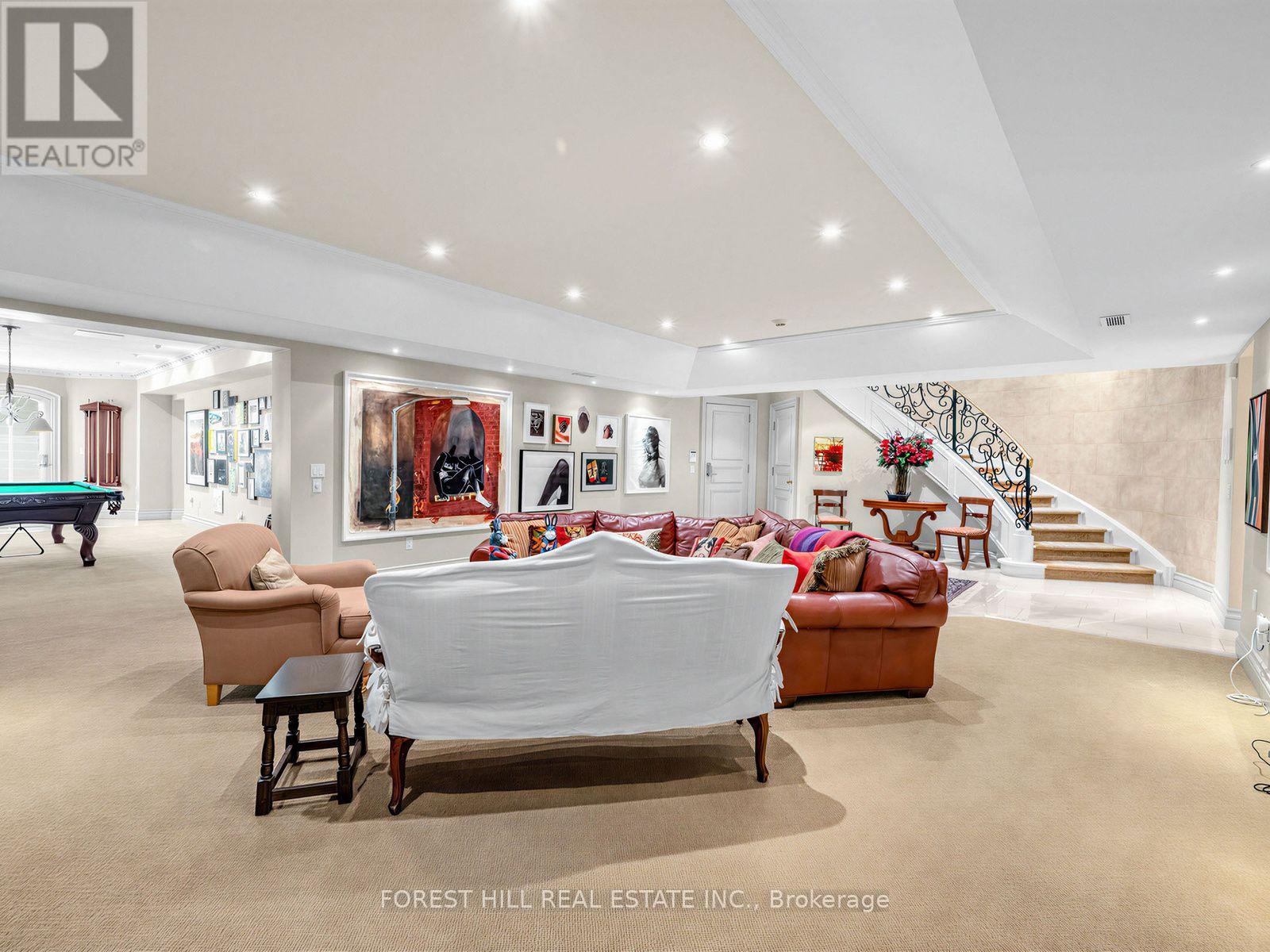 105 DUNVEGAN ROAD - 34