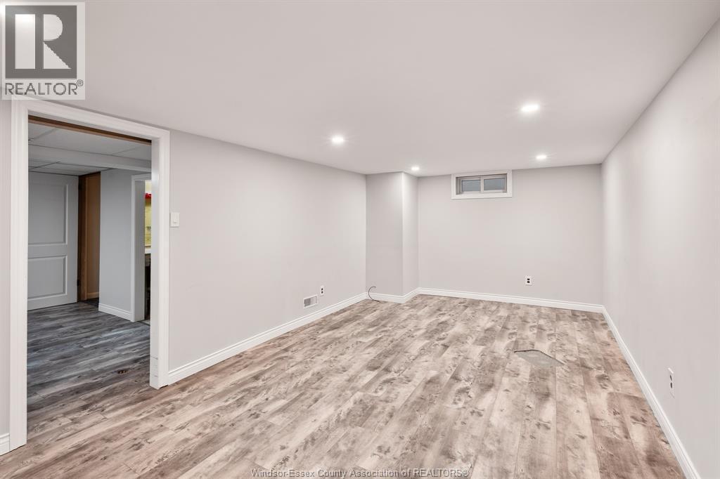 3631 Rankin AVENUE - 29