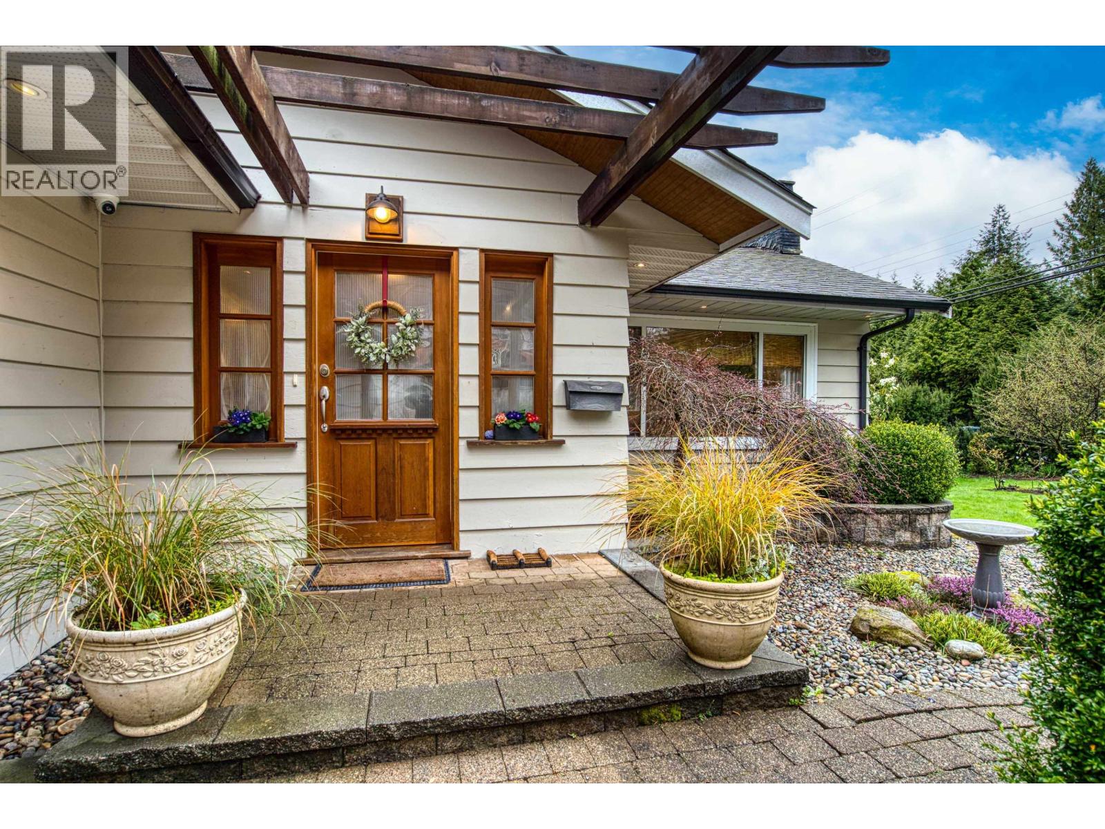 1335 RIDGEWOOD DRIVE, North Vancouver — photo 3