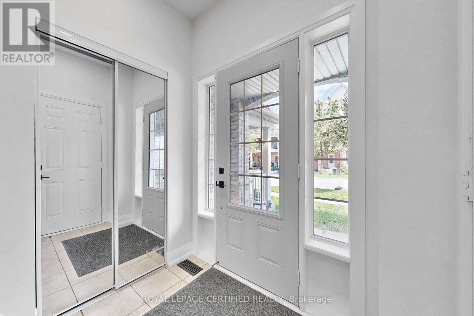36 SILVESTER STREET, Ajax (Central East) — photo 4
