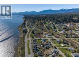 5570 Horne St, Union Bay, BC V0R3B0 Photo 12